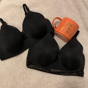 Victoria Secrets Wireless Bras